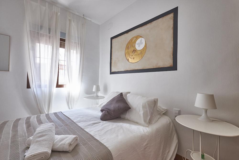 Hostal La Estrella Мадрид Екстериор снимка